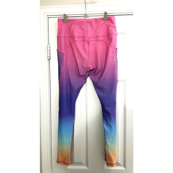 MAVEN THREAD Ombre Prism Inspire Leggings Multicolor - XL - NWOT - Picture 5 of 7